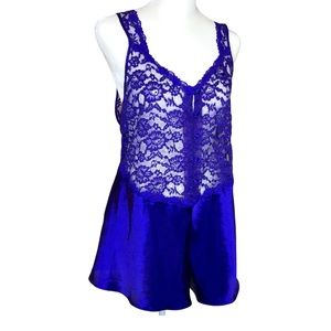 Victoria’s Secret VTG Gold Label Lace Romper M